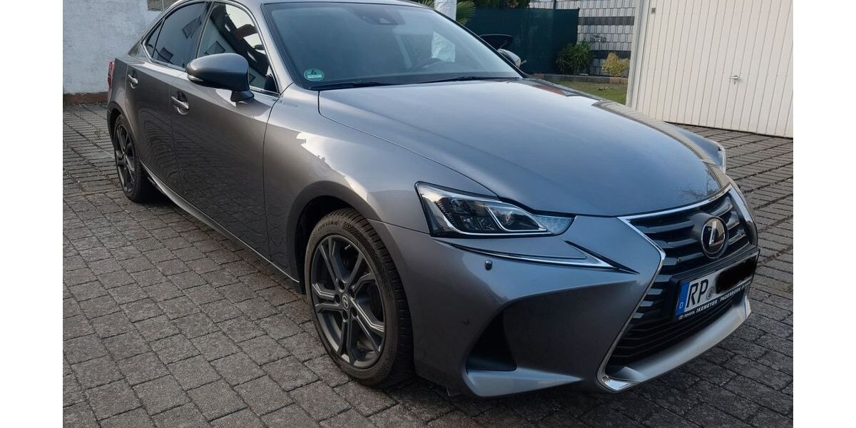 Lexus IS 300 87.000 km 29.999 &euro; Speyer 67346