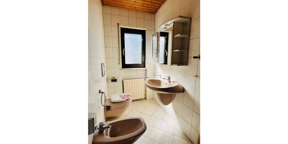 Doppelhaushälfte Beindersheim - 8 Zimmer, 181 m&sup2;, 419.000&euro; | Angebot:26083006