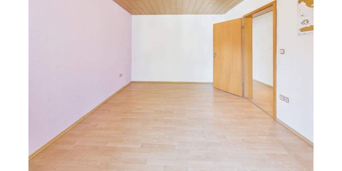 Etagenwohnung Mannheim / Rheinau Rheinau - 2 Zimmer, 64 m&sup2;, 165.000&euro; | Angebot:24808015