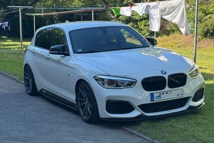 BMW M140i