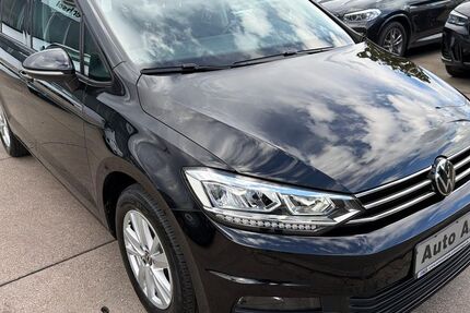 VW Touran 64.562 km 24.950 &euro; Schwetzingen 68723