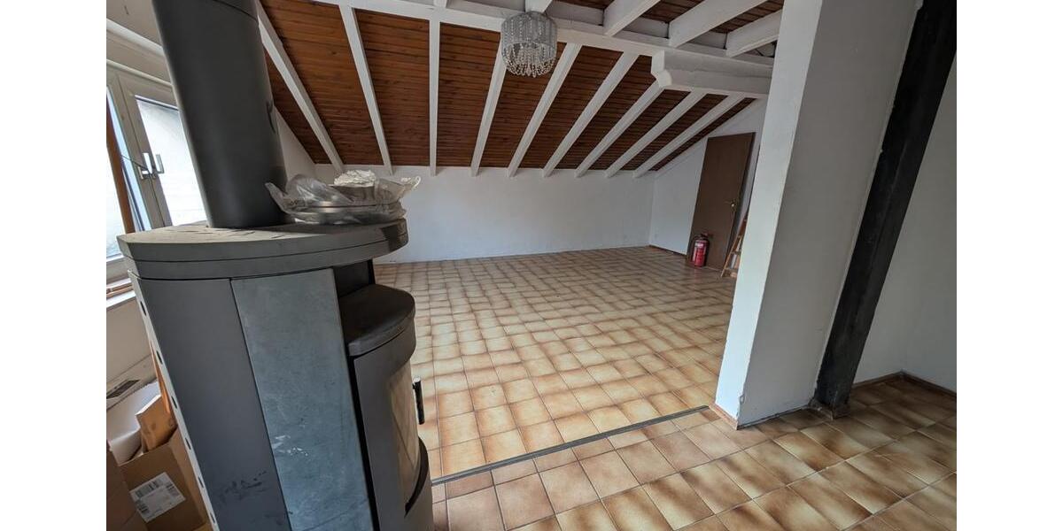 Etagenwohnung Lautertal (Odenwald) - 5 Zimmer, 153 m&sup2;, 1.300&euro; | Angebot:25239291