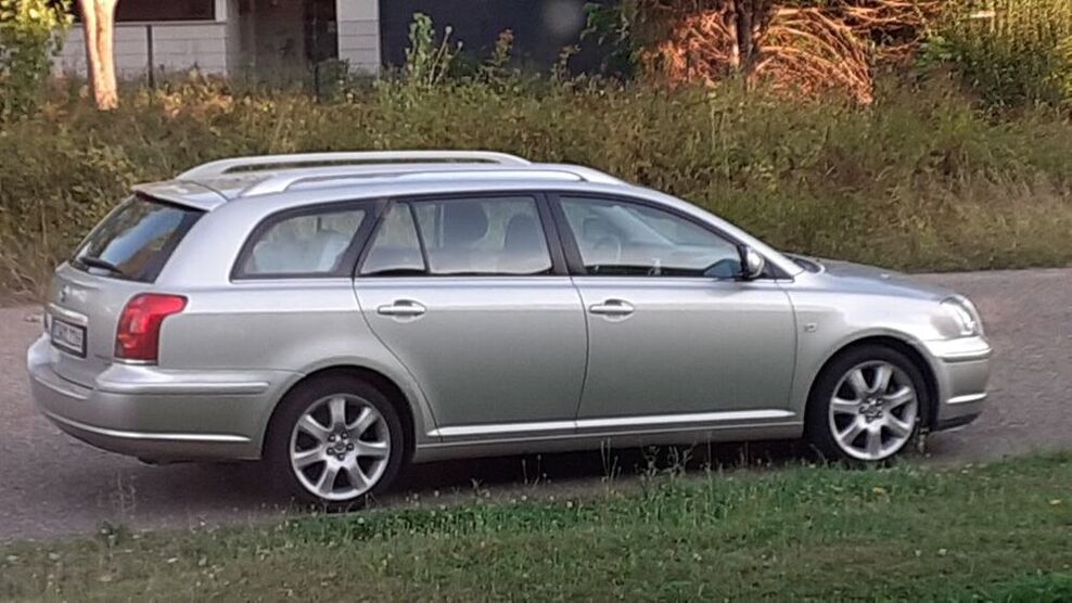 Avensis