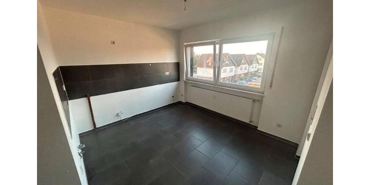 Dachgeschoßwohnung Bürstadt - 3 Zimmer, 95 m&sup2;, 800&euro; | Angebot:25797009