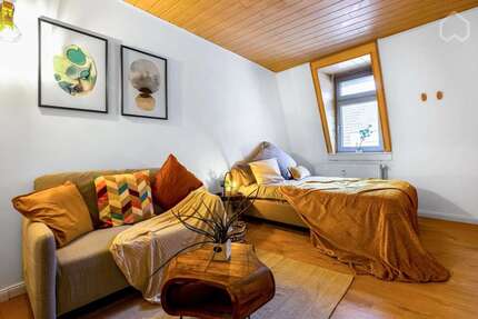 Zimmer Ludwigshafen am Rhein Mundenheim - 1 Zimmer, 1.200&euro; | Angebot:27561637
