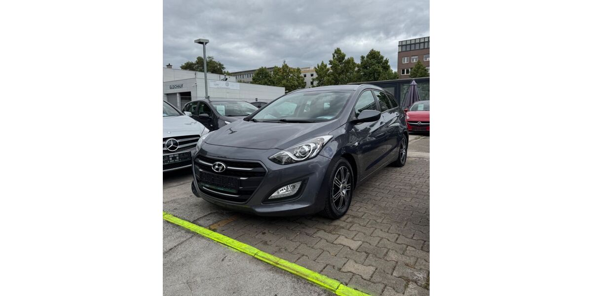 Hyundai i30 108.359 km 7.790 &euro; Mannheim 68199