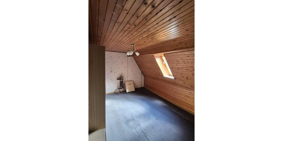 Einfamilienhaus Worms Vororte Südwest - 6 Zimmer, 150 m&sup2;, 260.000&euro; | Angebot:26190911