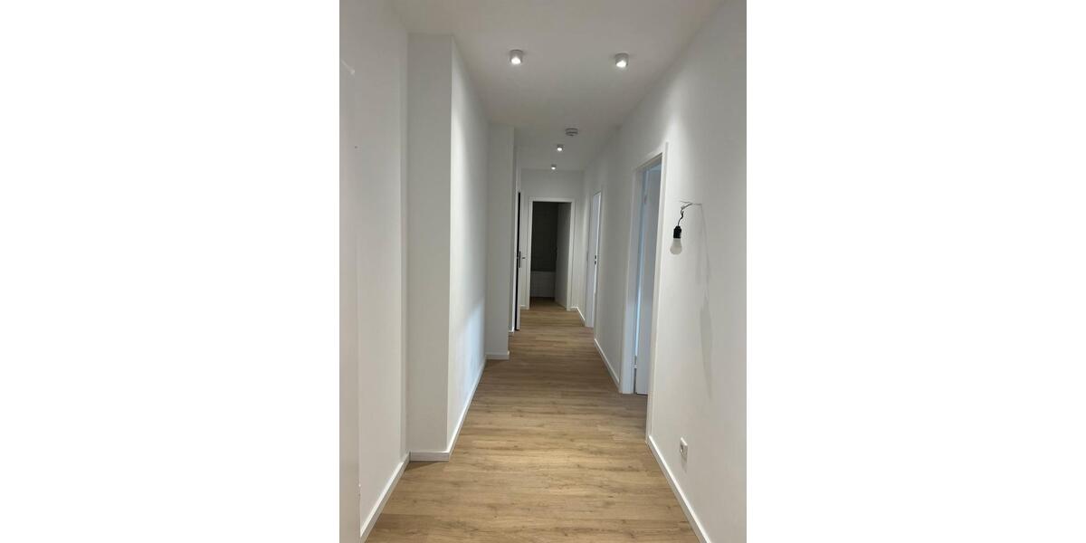 Schöne 3 ZKB-Wohnung+EBK, Loggia, TG, nähe BASF, neu renoviert 3 zimmer