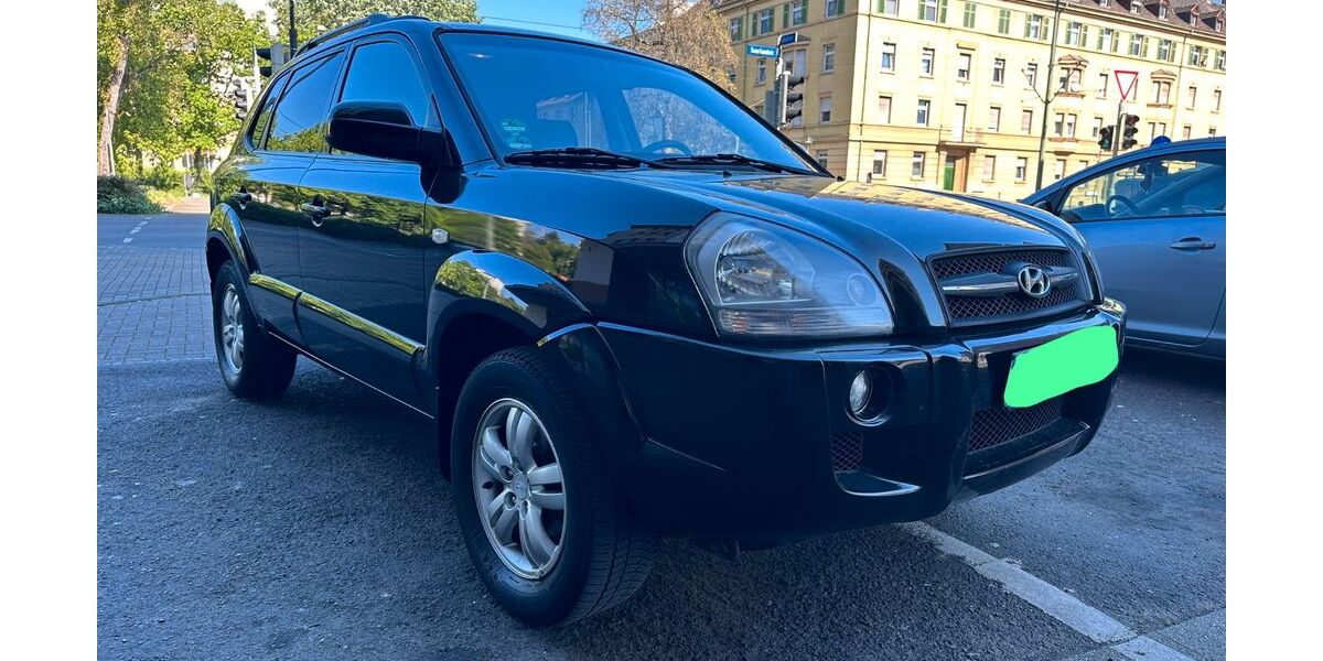 Hyundai TUCSON 182.000 km 3.900 &euro; Ludwigshafen 67061