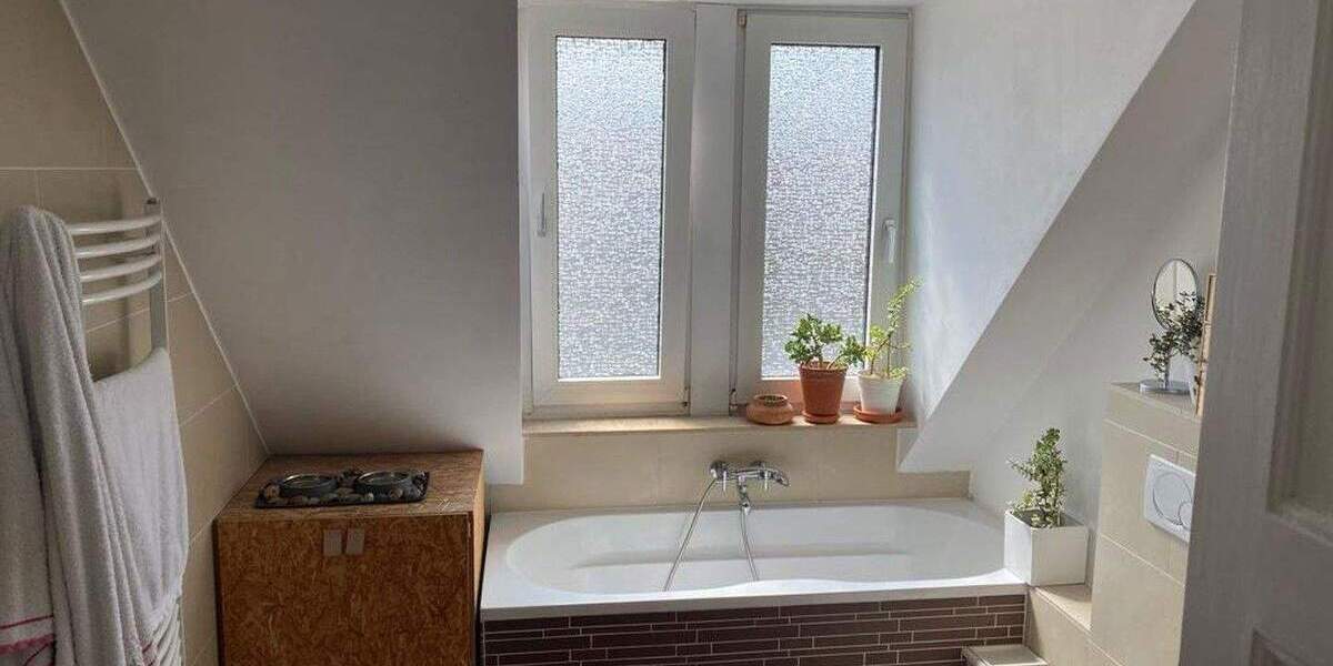 Etagenwohnung Mannheim Neckarstadt - 3 Zimmer, 84 m&sup2;, 370.000&euro; | Angebot:25400653