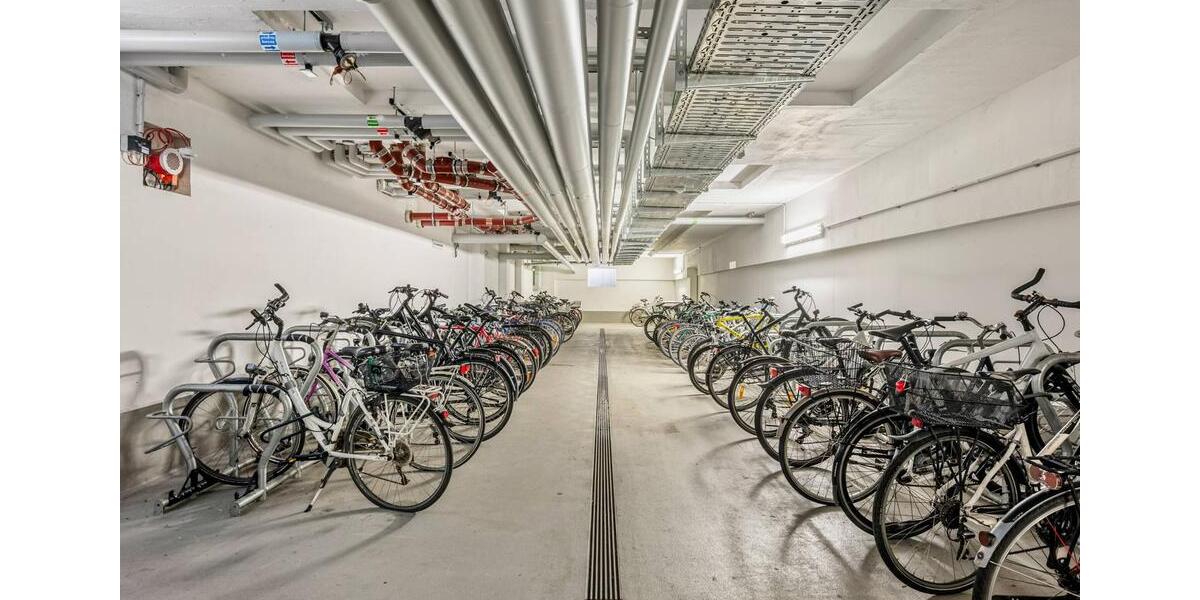 STUDENTS ONLY: YOUR SHARING ROOM IN A 2-ROOM APARTMENT: Furnished student apartment in Heidelberg with all-in rent 1 zimmer