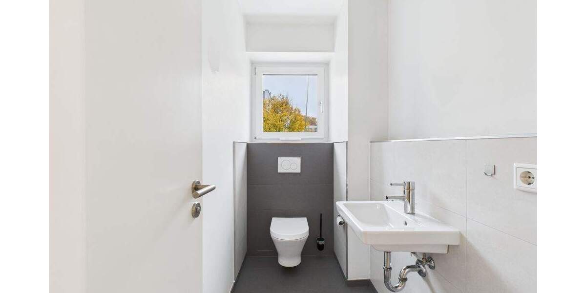 Hochwertige, helle Wohnung mit großem Balkon und Rheinblick 3 zimmer