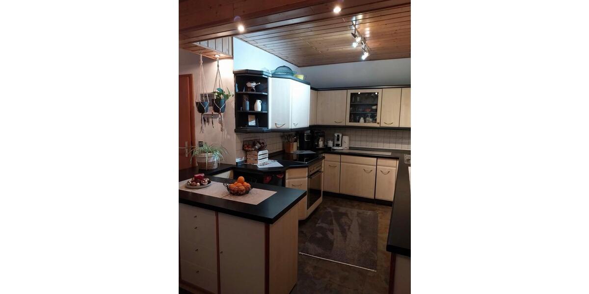 Etagenwohnung Lampertheim - 4 Zimmer, 105 m&sup2;, 1.450&euro; | Angebot:26268518