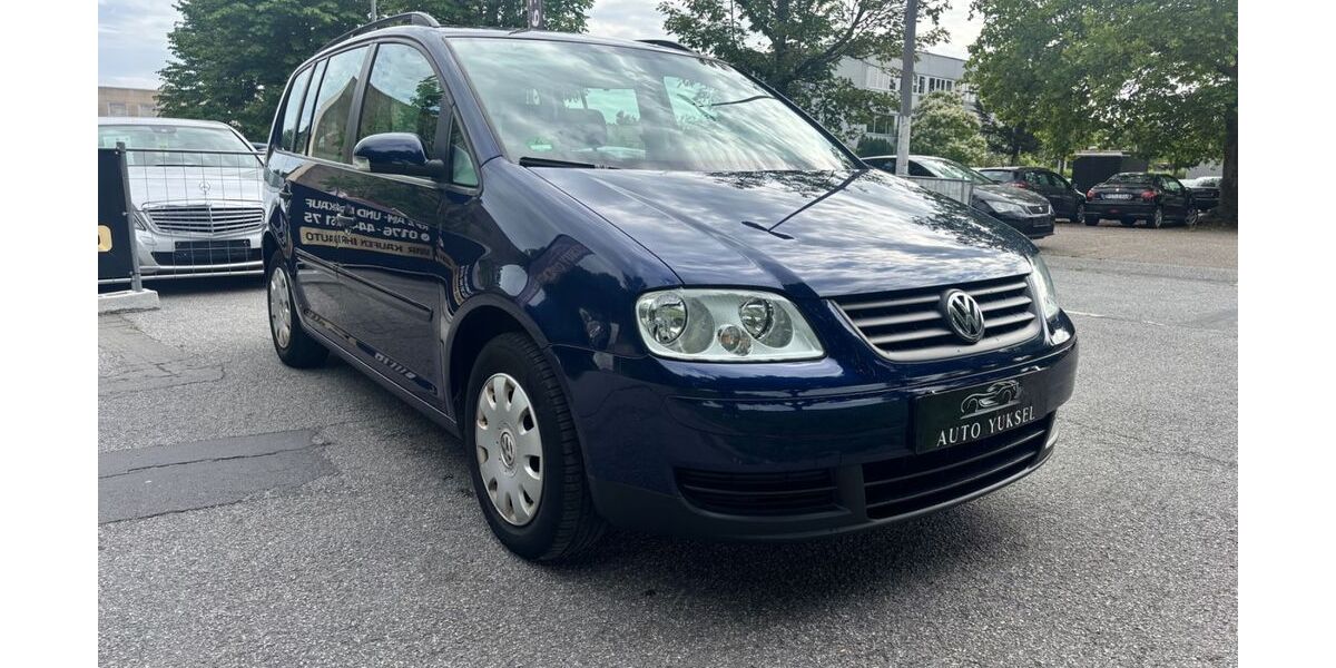 VW Touran 209.000 km 3.990 &euro; Heppenheim 64646