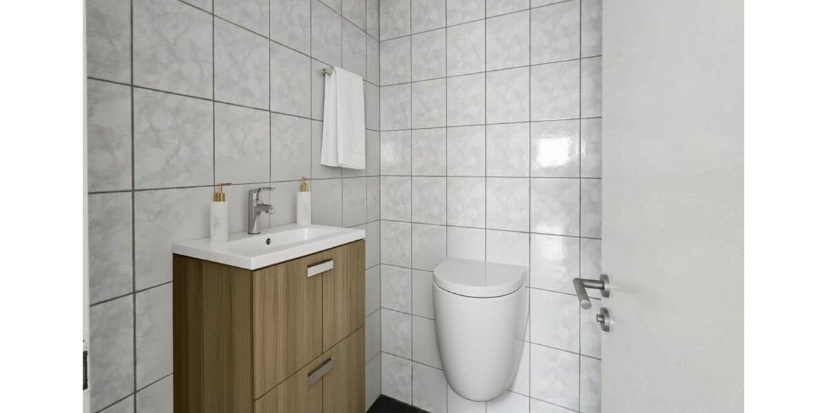 Etagenwohnung Ludwigshafen am Rhein - 4 Zimmer, 95 m&sup2;, 1.150&euro; | Angebot:25343625