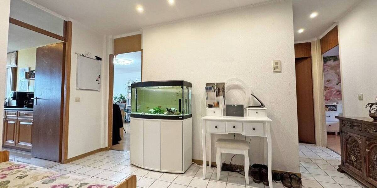 Hoch über den Dächern - Gepflegte Eigentumswohnung mit schönem Fernblick 3 zimmer