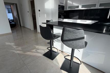 Vermiete 3-4 Zi. + 2 Bäder und Garten in Lu-Oggersheim 3.5 zimmer