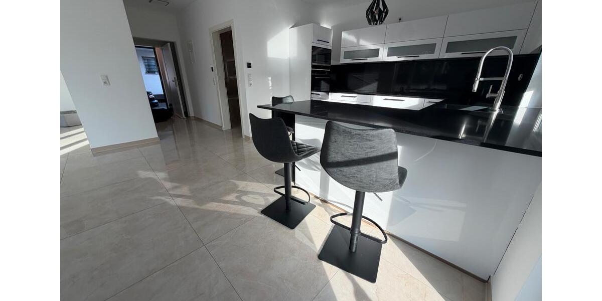 Vermiete 3-4 Zi. + 2 Bäder und Garten in Lu-Oggersheim 3.5 zimmer