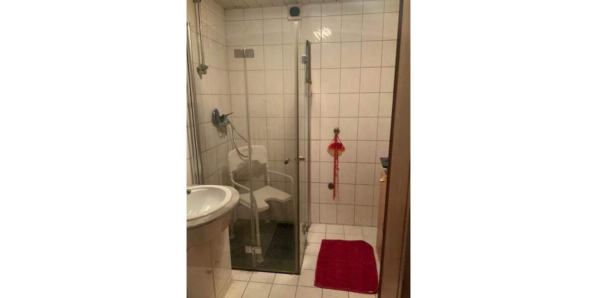 Repräsentatives, freistehendes Mehrfamilienhaus in erstklassiger Wohnlage von Schwetzingen-Oststadt 1 zimmer