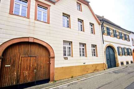 Haus zum Kaufen in Neustadt 249.000 € 157 m² 5 zimmer