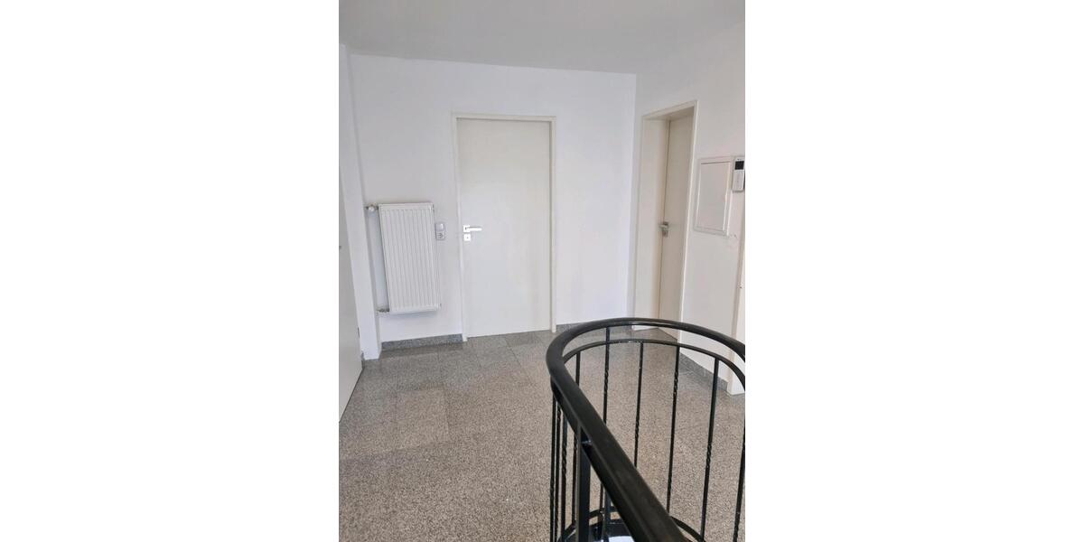 Dachgeschoßwohnung Worms - 3 Zimmer, 90 m&sup2;, 950&euro; | Angebot:26635122
