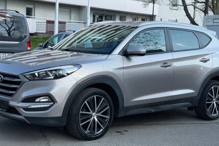 Hyundai TUCSON 159.000 km 11.600 &euro; Ludwigshafen 67059