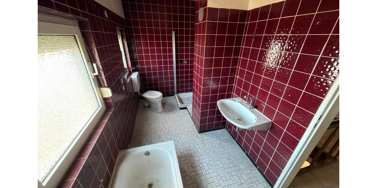 Reihenhaus Hockenheim - 7 Zimmer, 148 m&sup2;, 397.000&euro; | Angebot:25080419