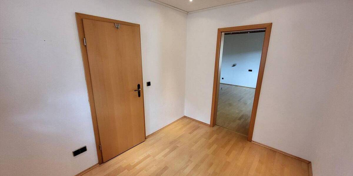 Doppelhaushälfte Oftersheim - 8 Zimmer, 195 m&sup2;, 660.000&euro; | Angebot:26801701