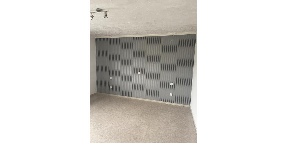 Etagenwohnung Hemsbach - 3 Zimmer, 80 m&sup2;, 1.200&euro; | Angebot:25162244