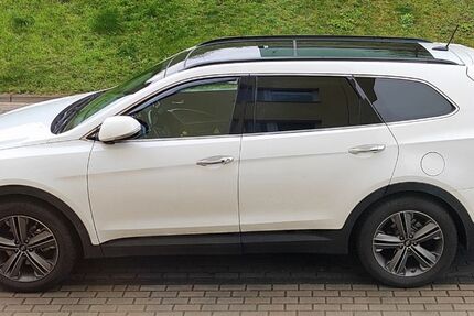 Hyundai Grand Santa Fe 223.700 km 13.700 &euro; Mannheim 68219