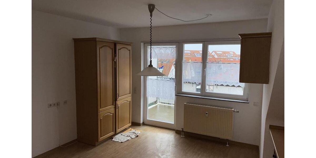 2 Zi Bad EBK Wohnung Carl-Benz-Seniorenzentrum Erst ab 60J mögli 2 zimmer
