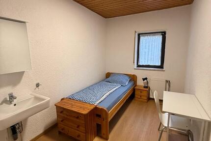Wohnung Ludwigshafen am Rhein Rheingönheim - 1 Zimmer, 12 m&sup2;, 470&euro; | Angebot:24982983