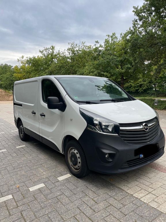 Opel Vivaro 129.000 km 11.900 € Sandhausen 69207