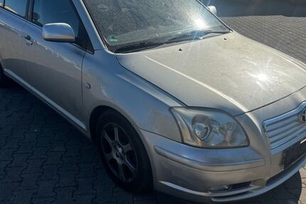 Toyota Avensis 232.400 km 999 &euro; Eppelheim 69214
