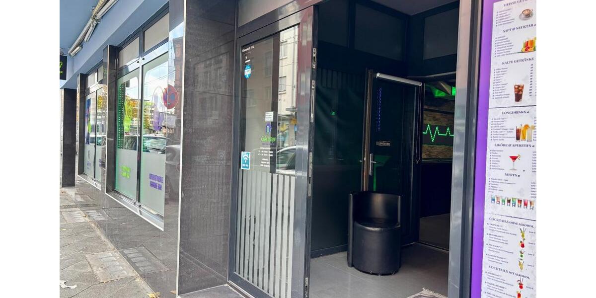 Sehr gut laufende Karaoke-Bar mit Inventarablöse, Hohe Einnahmen! zimmer