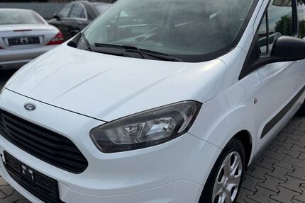 Ford Tourneo Courier 123.000 km 6.999 &euro; Schifferstadt 67105