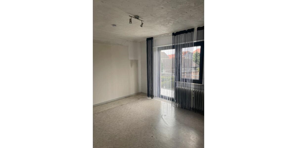 Etagenwohnung Hemsbach - 3 Zimmer, 80 m&sup2;, 1.200&euro; | Angebot:25162244