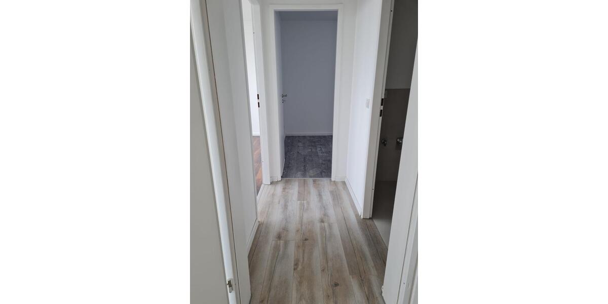 Etagenwohnung Ludwigshafen am Rhein Ludwigshafen-Oggersheim - 3 Zimmer, 82 m&sup2;, 900&euro; | Angebot:25099989