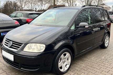 VW Touran 135.597 km 2.499 &euro; Leimen(Heidelberg) 69181
