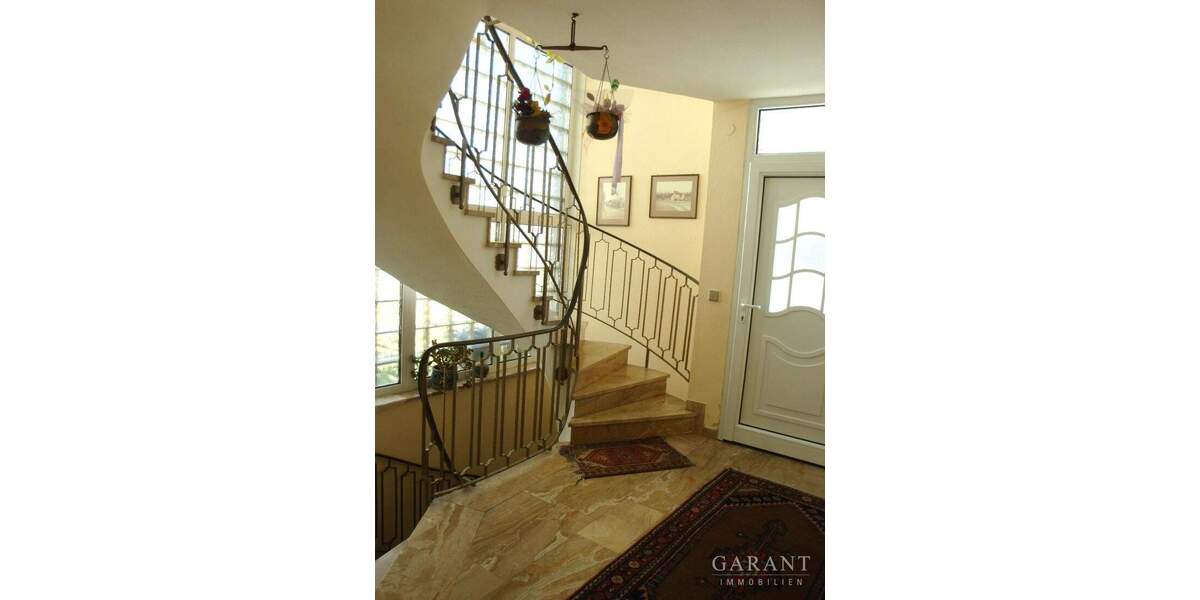 Mehrfamilienhaus, Wohnhaus Hockenheim - 6 Zimmer, 209 m&sup2;, 689.000&euro; | Angebot:25682697