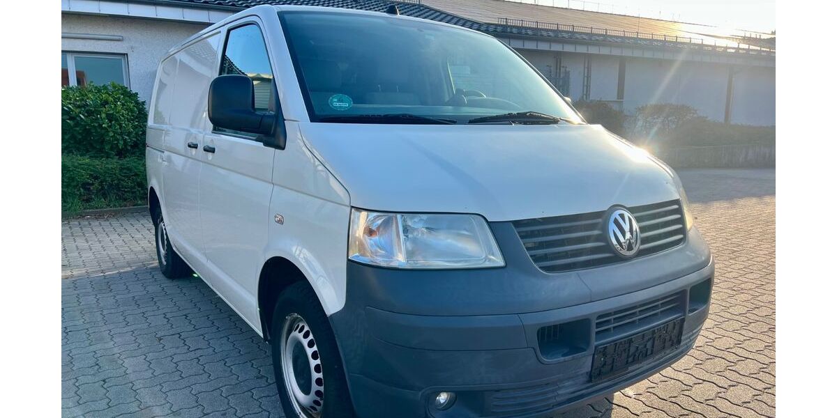 VW T5 Transporter 193.000 km 9.990 &euro; Eppelheim 69214