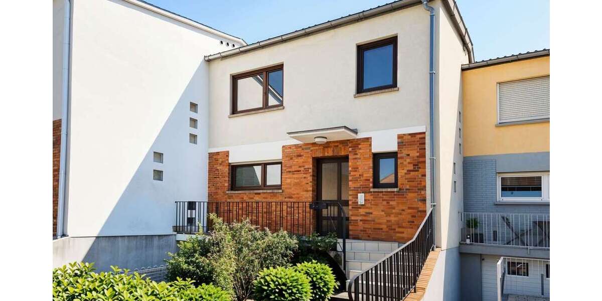 Haus zum Kaufen in Sandhausen 390.000 € 100 m² 4 zimmer