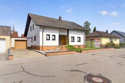 Haus Philippsburg / Rheinsheim Rheinsheim - 8 Zimmer, 235 m&sup2;, 390.000&euro; | Angebot:26351250
