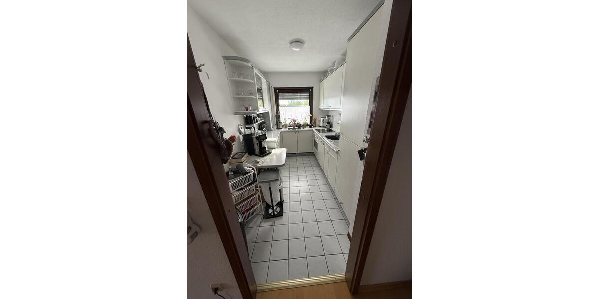 Etagenwohnung Sandhausen - 2 Zimmer, 76 m&sup2;, 750&euro; | Angebot:26579325