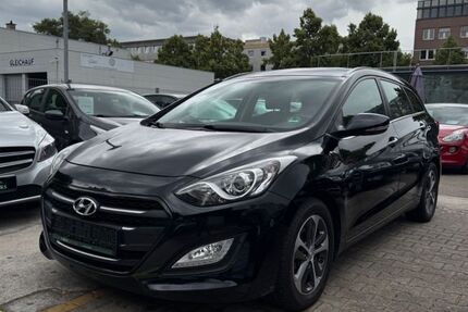 Hyundai i30 83.515 km 9.990 &euro; Mannheim 68199