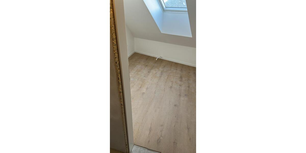 Etagenwohnung Edingen-Neckarhausen Neu-Edingen - 1 Zimmer, 20 m&sup2;, 500&euro; | Angebot:24850560