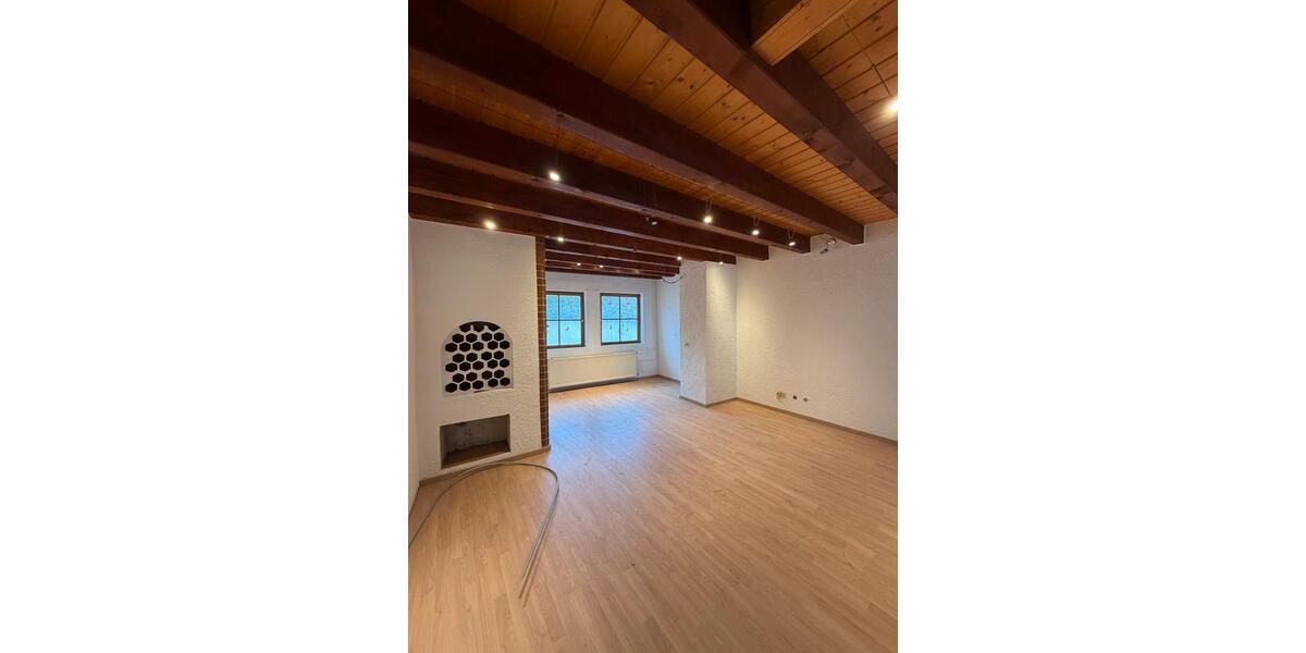 Charmantes 2,5-Zimmer-Einfamilienhaus mit Büro besonderer schnitt 2.5 zimmer