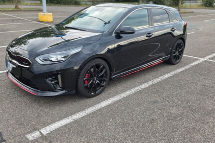Kia ceed / Ceed 33.052 km 21.990 &euro; Gorxheimertal 69517
