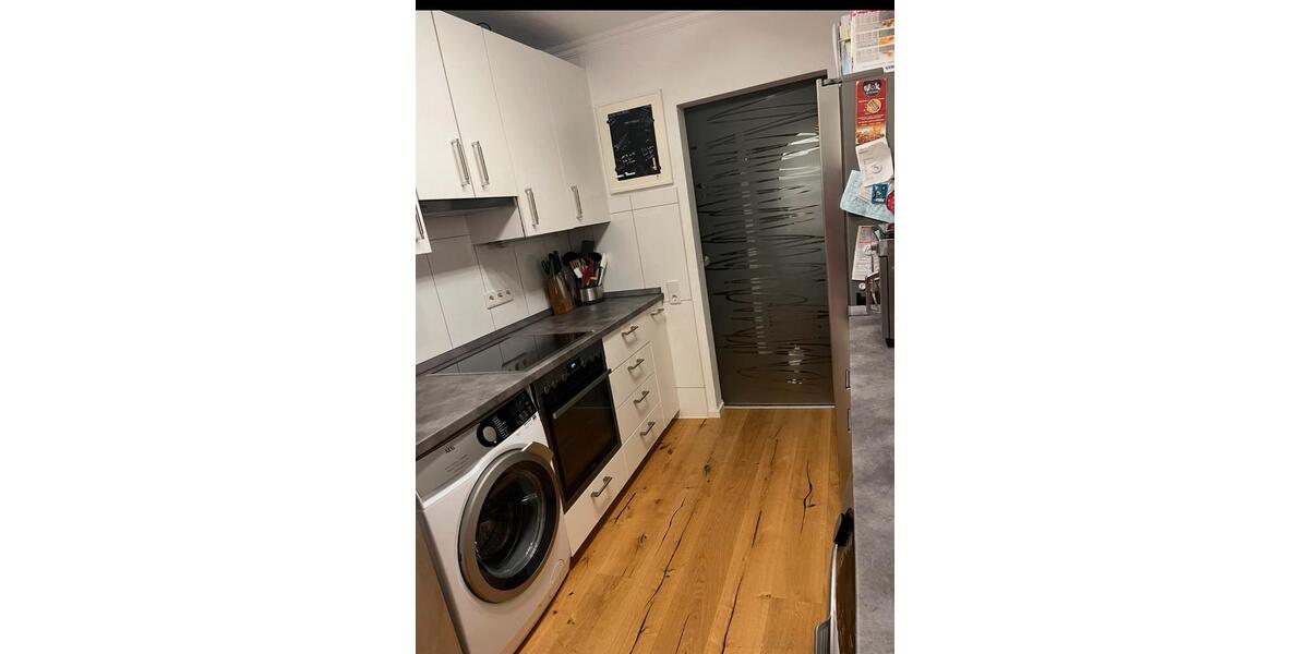 Wohlfühl-3-Zimmer-Wohnung, Balkon, Klimaanlage, EBK & Stellplatz 3 zimmer