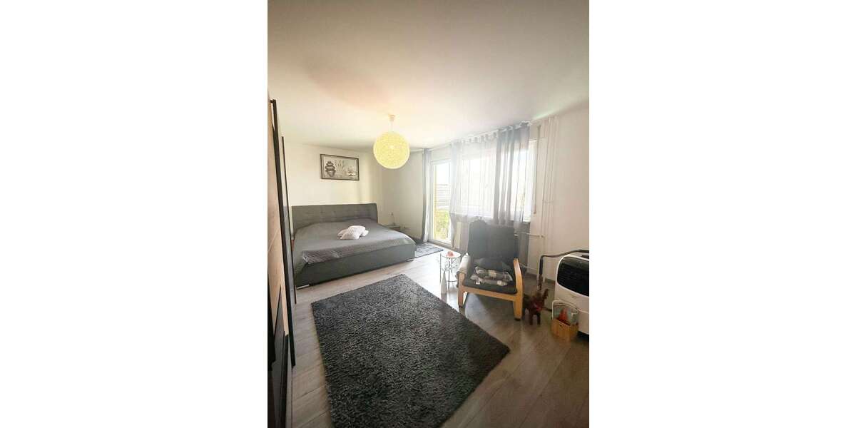 Bezugsfreie 2 ZKB mit Balkon in verkehrsgünstiger Lage Großteils modernisiert Fernwärme Heizung - Etagenwohnung Heidelberg Bahnstadt | Angebot:24524872